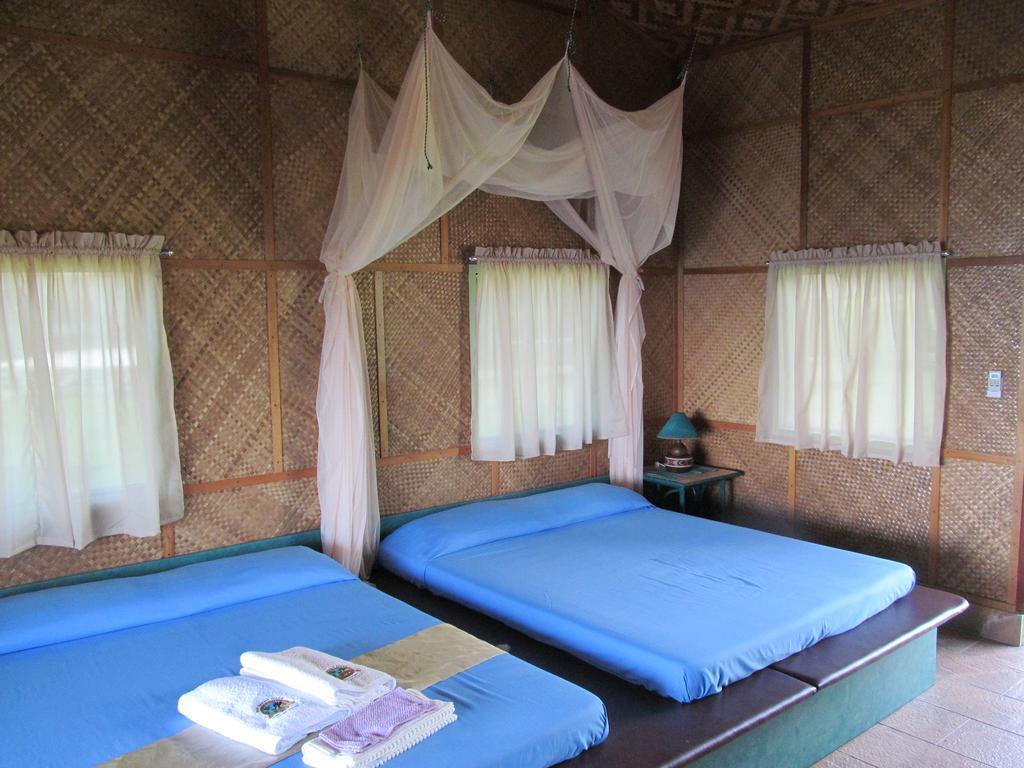 Parrot Paradise Resort Boljoon Szoba fotó