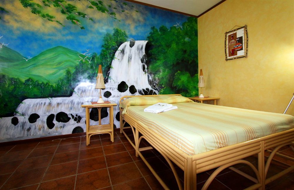 Parrot Paradise Resort Boljoon Kültér fotó